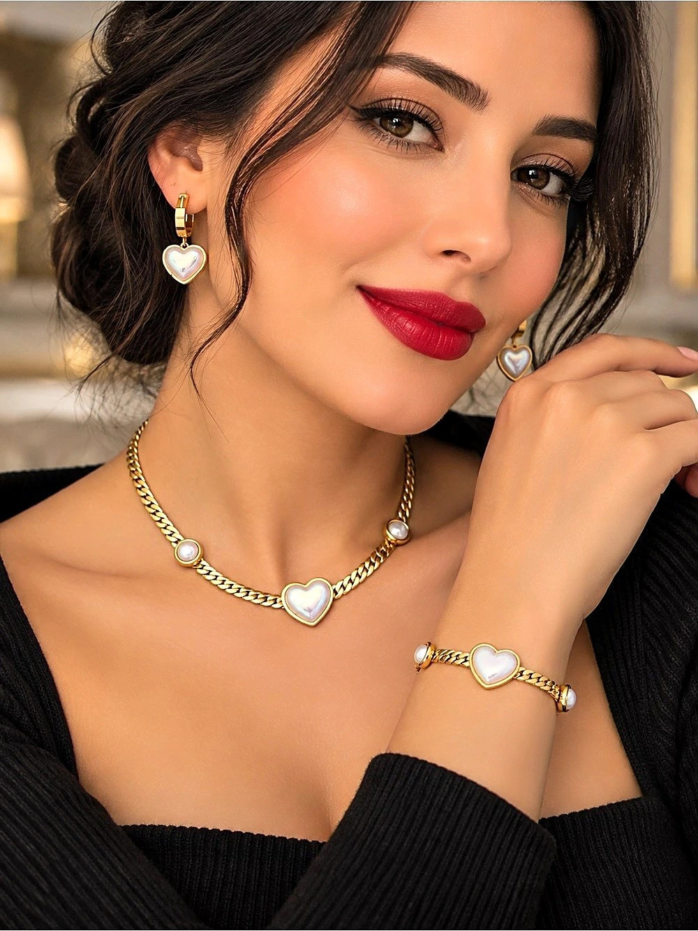 Heart Jewelry Set in Gold & White